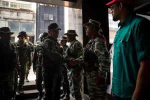 La Fuerza Armada Nacional Bolivariana venezolana inform&oacute; este domingo que finalizaron los ejercicios castrenses realizados este fin de semana para probar "la defensa de las ciudades"