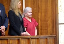 Barahoma además se comprometió a cooperar para que su esposo, Jorge Barahona, sea también enjuiciado.