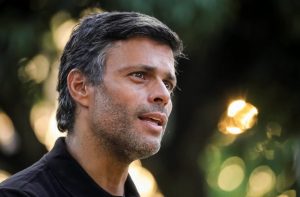 "Soy inocente. No tengo nada que temer". Fue hace seis años, cuando el opositor venezolano Leopoldo López proclamó su inocencia con estas palabras antes de entregarse a las autoridades