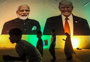 El primer ministro indio, Narendra Modi, y&nbsp; Donald Trump har&aacute;n gala durante la visita ma&ntilde;ana lunes del mandatario estadounidense a la India de su buena sinton&iacute;a