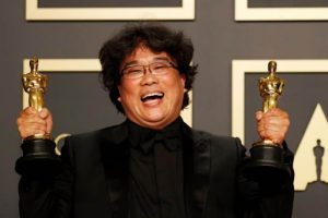 El hurac&aacute;n surcoreano de "Par&aacute;sitos" hizo historia hoy en los &Oacute;scar con cuatro galardones, incluidos los de mejor pel&iacute;cula y mejor director
