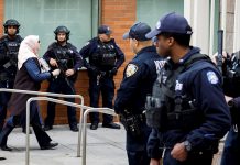 El departamento de Crímenes de Odio de la Policía de Nueva York investiga una agresión en el metro de la Gran Manzana contra una mujer que llevaba una máscara