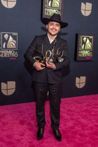 Los ganadores de Premio Lo Nuestro, celebrados este jueves en el American Airlines Arena de Miami, fueron los siguientes: