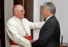 Presidente cubano se reúne en La Habana con el Arzobispo de Nueva York El presidente de Cuba, Miguel Díaz-Canel, se reunió este martes en La Habana con el cardenal Timothy Dolan, Arzobispo de Nueva York, quien realiza una visita pastoral invitado por el gobernante y la jerarquía católica del país caribeño.