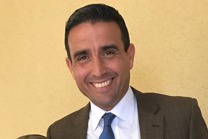 "Despu&eacute;s de hablar con &eacute;l, le ped&iacute; su renuncia. La investigaci&oacute;n debe seguir su curso", remarc&oacute; el alcalde.