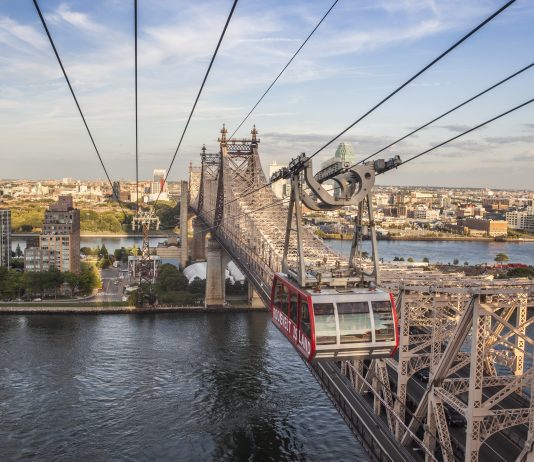 Nueva York visto desde lo alto Roosevelt Island Tram.