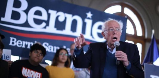 El 24,2 % de apoyo que tiene Sanders frente al 20,2 % de Biden muestran la consolidación del senador tras comenzar el año por detrás del exvicepresidente en Iowa.