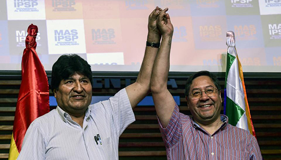 Ninguno de estos porcentajes augura un ganador en primera vuelta, ya que para ganar en primera instancia se necesita un 50 por ciento de los votos m&aacute;s uno.