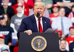 El Gobierno del presidente Donald Trump demandó este lunes a California, Nueva Jersey y a una localidad del estado de Washington, en un nuevo capítulo de su pulso con las autoridades locales por medidas que protegen a los migrantes indocumentados