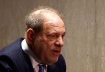 Weinstein sigue pendiente de veredicto tras tres jornadas de deliberaciones El productor de cine Harvey Weinstein mantuvo este jueves la duda sobre el veredicto en el juicio en su contra que se lleva a cabo en Nueva York