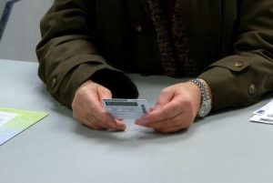 La Asamblea General de Virginia aprob&oacute; este martes la legislaci&oacute;n que permitir&aacute; que unos 250.000 inmigrantes indocumentados obtengan en el estado la licencia para conducir veh&iacute;culos automotores
