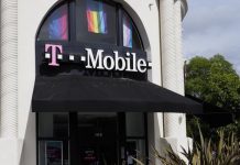 Nueva York no apelará decisión de corte que aprobó fusión T-Mobile y Sprint Letitia James, indicó este domingo que este estado no apelará la decisión de un juez federal local que aprobó la fusión entre dos de las operadoras más grandes de telefonía móvil en Estados Unidos, T-Mobile y Sprint.