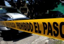 La Fiscalía General de Michoacán informó de que el nuevo fallecido es Raúl Hernández Romero, quien según su familia había desaparecido el viernes en las inmediaciones del poblado de El Rosario.