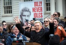 La estrella del rock Billy Idol participó este jueves en la presentación de una campaña medioambiental en Nueva York que pretende reducir el número de vehículos