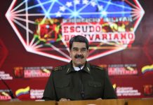 El presidente de Venezuela, Nicolás Maduro, anunció este lunes que el país hará ejercicios militares "sorpresa" a cualquier hora y de manera permanente