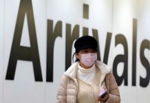 China acusa a EE. UU. de no ayudar y de crear pánico por el coronavirus China aseguró hoy que el Gobierno de Estados Unidos no ha proporcionado "ninguna ayuda sustancial" a Pekín para luchar contra el coronavirus