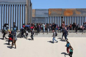 Las autoridades de Estados Unidos infligieron deliberadamente un "sufrimiento extremo", que en algunos casos equivalió a "tortura", a inmigrantes en la frontera con México en 2019