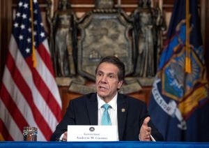 El Gobierno del estado de Nueva York recrimin&oacute; este mi&eacute;rcoles a la Casa Blanca ser el segundo estado del pa&iacute;s al que menos fondos se destinar&aacute;n para aliviar las consecuencias de la expansi&oacute;n del COVID-19 en Estados Unidos
