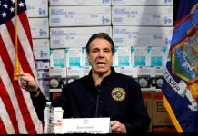 Cuomo, que este mismo sábado mantuvo una conversación telefónica con el presidente, aseguró que en ella no se tocó ese tema en absoluto.