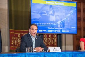 En las &uacute;ltimas 24 horas, los positivos aumentaron en 7.195, elevando el total acumulado en Nueva York hasta 59.513, seg&uacute;n datos facilitados este domingo por el gobernador, Andrew Cuomo.
