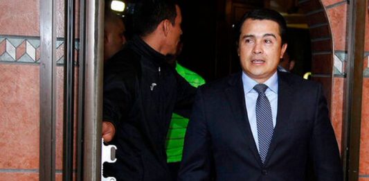 Las autoridades arrestaron en Miami a Geovanny Daniel Fuentes Ramírez por tráfico de "toneladas" de cocaína como parte de una red vinculada a Juan Antonio "Tony" Hernández, hermano del presidente hondureño