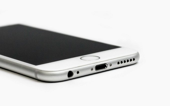 La firma que dirige Tim Cook admiti&oacute; que estaba ralentizando el funcionamiento de modelos de iPhone antiguos como el 6 y el 7 mediante las actualizaciones del sistema operativo iOS.