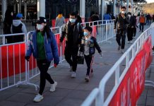 Agencia de EE.UU. se une a voces que relacionan covid con un laboratorio chino El número de infectados por coronavirus que continúan contagiados en China se redujo por debajo de la barrera de los 10.000 en las últimas 24 horas