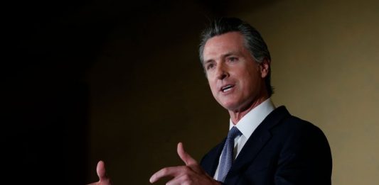 En total, hay 53 casos confirmados en California, incluyendo los de 24 personas repatriadas, y en la totalidad del país se han reportado más de 150.