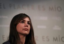 Con un llamado a "cuidarnos entre todos", la actriz mexicana Camila Sodi anunció que su hija con el actor Diego Luna, Fiona Luna, dio positivo en la prueba del coronavirus