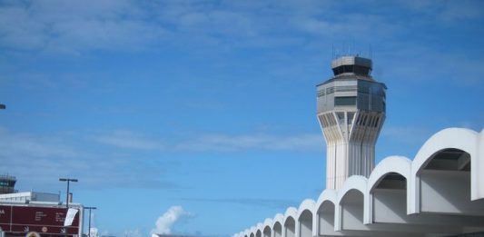 Las aerolíneas que decidieron cancelar algunos de sus vuelos de salida y de llegada, de San Juan, fueron American Airlines, JetBlue, Delta, Iberia, Avianca, Copa, Spirit, Frontier, InterCaribbean y Allegiant.