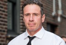 "Hablé con él esta mañana y será puesto en cuarentena en el sótano, en casa", continuó Andrew Cuomo, quien dijo que su hermano "simplemente está preocupado por sus hijos".