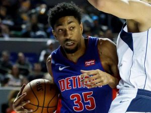 La confirmaci&oacute;n de un tercer jugador de la NBA que ha dado positivo al coronavirus, el joven ala-p&iacute;vot de 24 a&ntilde;os, Christian Wood, de los Pistons de Detroit, convirti&oacute; la decisi&oacute;n del comisionado de la NBA, Adam Silver, de suspender la competici&oacute;n de liga, en algo cada vez m&aacute;s transcendental.