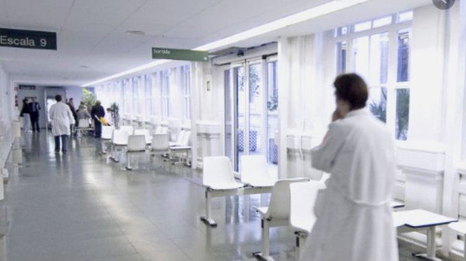 Con los casos confirmados de COVID-19 multiplic&aacute;ndose cada d&iacute;a, estas cuarentenas masivas r&aacute;pidamente dejar&iacute;an al sistema de salud con poco personal y abrumado.