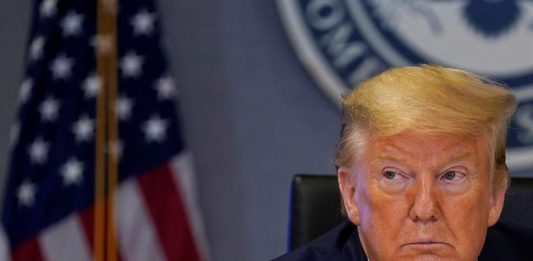 El presidente Donald Trump puso este domingo a disposición de los estados de Washington, Nueva York y California, los más afectados por los contagios del COVID-19, la Guardia Nacional