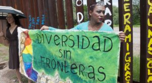 El Servicio de Inmigraci&oacute;n y Control Aduanas liber&oacute; el lunes por la noche a cinco inmigrantes indocumentados miembros de la comunidad LGBTQ, dos de ellos portadores del VIH
