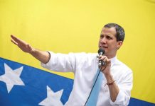 El líder opositor de Venezuela Juan Guaidó anunció este miércoles la entrega de 20 millones de dólares, provenientes de "cuentas rescatadas por el Gobierno encargado"