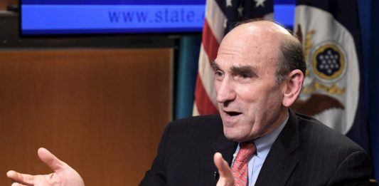La propuesta fue delineada en primer lugar por el encargado de Venezuela del Departamento de Estado de EEUU, Elliott Abrams.