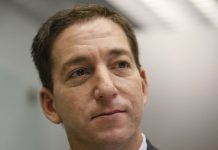 Periodista que destapó caso Snowden prepara libro sobre Gobierno de Bolsonaro Con el título “You can’t silence this” (“No puedes silenciar esto”), Greenwald, que reside en Brasil, abordará los peligros que a su juicio corre la democracia en ese país, según recogen medios locales.