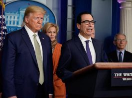 "Estamos estudiando enviar cheques a los estadounidenses de manera inmediata (...) Los estadounidenses necesitan efectivo ahora", aseguró Mnuchin en una rueda de prensa.