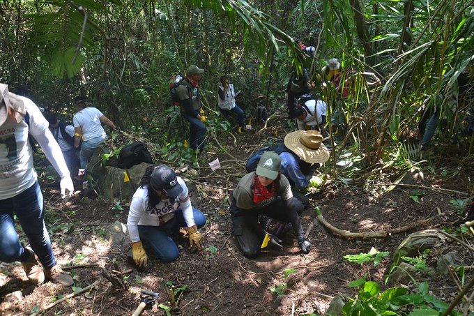 El comisionado de Nayarit precis&oacute; que los terrenos fueron encontrados gracias &ldquo;a una denuncia an&oacute;nima&rdquo; que recibieron colectivos de familias con parientes desaparecidos.