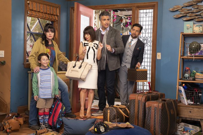 Tras triunfar en la peque&ntilde;a pantalla estadounidense en "Jane the Virgin", Camil estrena en CBS la comedia "Broke".