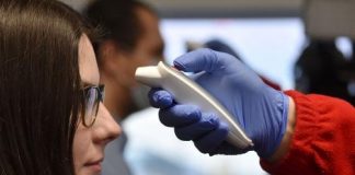 Dentro del grupo de personas propensas a COVID-19 además de los adultos mayores, se encuentran las personas con afecciones médicas crónicas graves, como enfermedad del corazón, diabetes y enfermedad pulmonar.