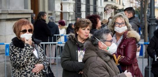 Declarada este miércoles una pandemia, la propagación del nuevo coronavirus ha motivado que las autoridades federales en EEUU adviertan a la población que "la situación va a empeorar"