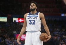 Madre del pivot dominicano Karl-Anthony Towns está en coma por el coronavirus El internacional dominicano explicó que a su madre la tenían en un estado de coma inducido médicamente y con respirador artificial.