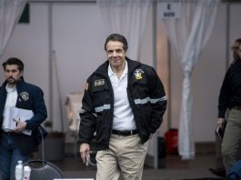 La encuesta señala además que en conjunto Cuomo y De Blasio tuvieron un porcentaje más alto de apoyo, de 56 por ciento, frente al 41 por ciento del presidente Trump.