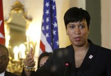 Washington declara el estado de emergencia sanitaria por coronavirus Muriel Bowser, declaró este miércoles el "estado de emergencia sanitaria" por coronavirus en la capital, una medida que le permitirá acceder a fondos de ayuda federales.