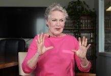 Patricia Wulf: Plácido Domingo fue agresivo conmigo y otras mujeres Wulf es una de las 27 mujeres que, según el sindicato de artistas (AGMA), vivió en sus carnes el presunto acoso de Domingo.
