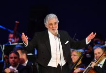 Plácido Domingo está estable un hospital de Acapulco por COVID-19 Pese a que algunos medios reportaban como grave al tenor, su portavoz aseguró que está estable.