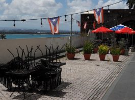 Policía de Puerto Rico hace 25 intervenciones en primeras horas del toque de queda La isla se encuentra en cuarentena como medida para evitar que se propaguen los contagios del Covid-19 de los que, dijo Soto, hay cinco casos positivos en toda la isla y cuatro nuevos sospechosos.