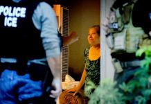 Redadas continuas siembran el miedo en comunidad de inmigrantes de Nueva York En lo que va de año, residentes de Mott Haven, donde se ha establecido una gran comunidad mexicana y algunos son dueños de negocios, han afrontado cuatro redadas.